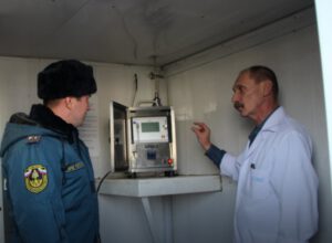 מד אבק APM-2 מותקן בתחנת ניטור